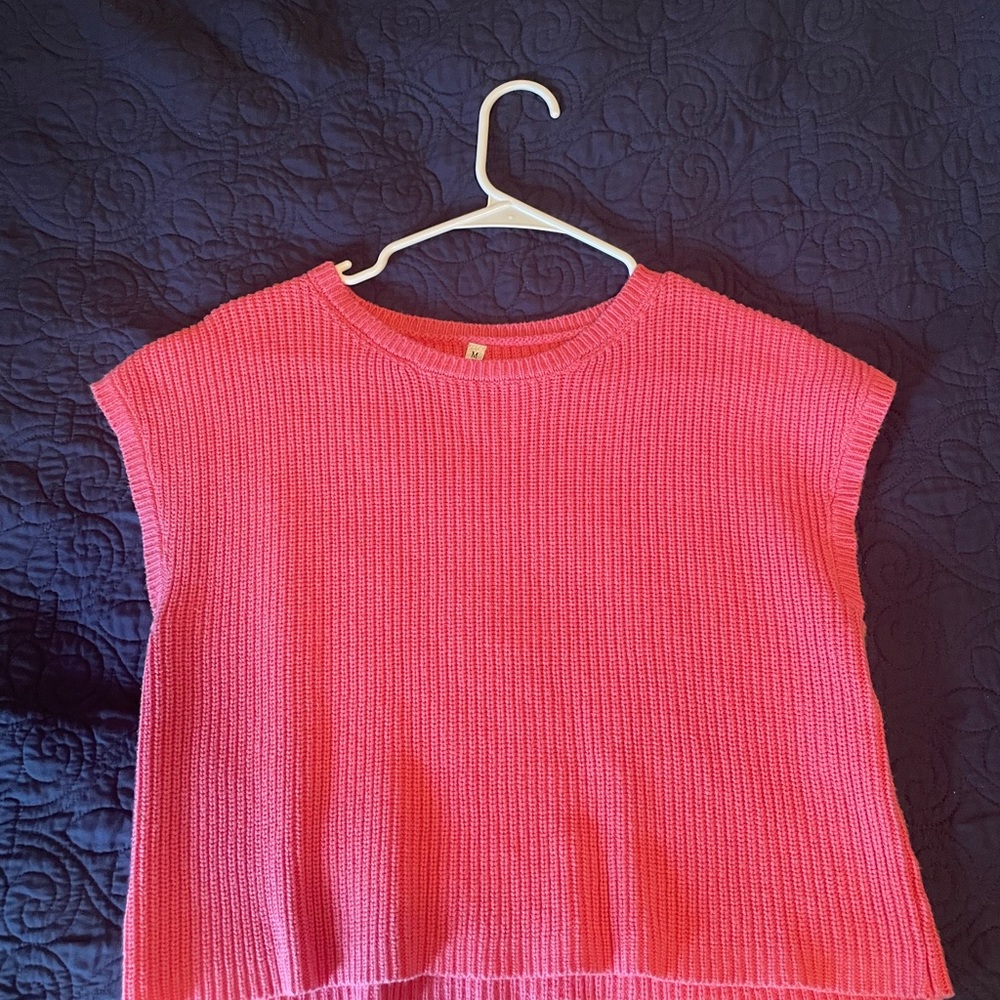 Woman’s Pink t shirt